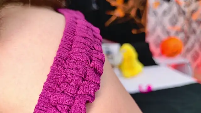 LexaDeRusso online show from 10/18/25, 07:47