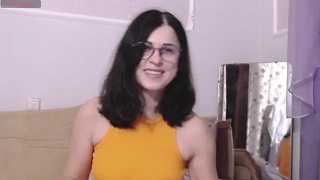 MonicaMelano online show from 11/11/25, 03:23