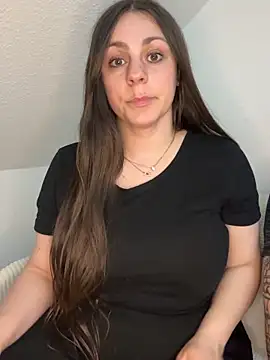 Loella-Rose online show from 03/27/26, 10:53