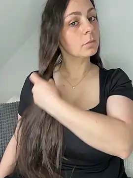 Loella-Rose online show from 04/29/26, 09:02