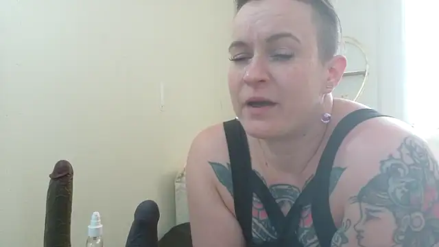 quinnmariexo online show from 03/24/26, 07:30