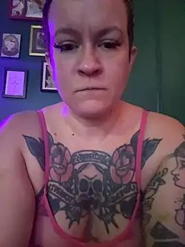 quinnmariexo online show from 07/12/26, 04:20