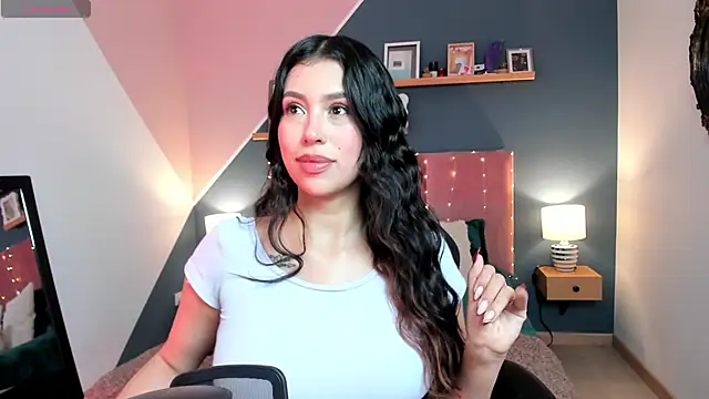 Snapshot of youpinkgirl_ chatting on 09/15/25, 08:42 youpinkgirl  online show from 09/15/25, 08:42