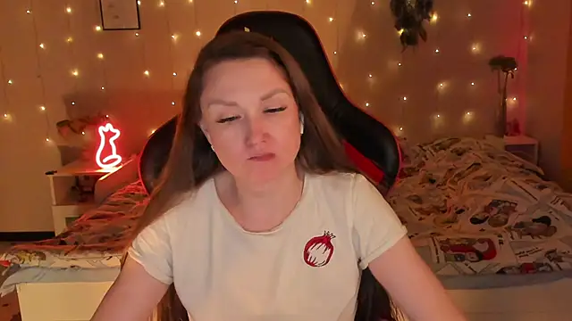 desperatehousewife   online show from 04/01/26, 07:11