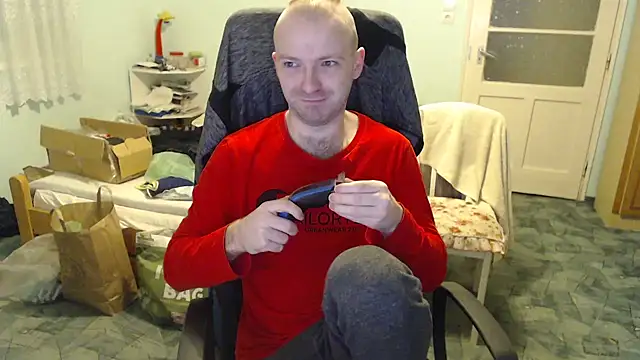 Snapshot of RealManHaveHairy chatting on 01/07/25, 07:06 RealManHaveHairy online show from 01/07/25, 07:06