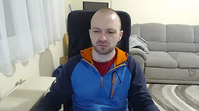 Snapshot of RealManHaveHairy chatting on 01/13/25, 03:36 RealManHaveHairy online show from 01/13/25, 03:36