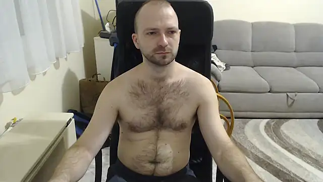 Snapshot of RealManHaveHairy chatting on 01/15/25, 03:50 RealManHaveHairy online show from 01/15/25, 03:50