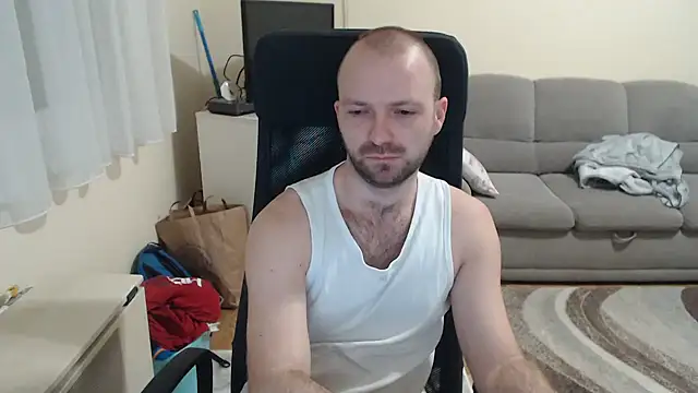 Snapshot of RealManHaveHairy chatting on 01/17/25, 04:26 RealManHaveHairy online show from 01/17/25, 04:26