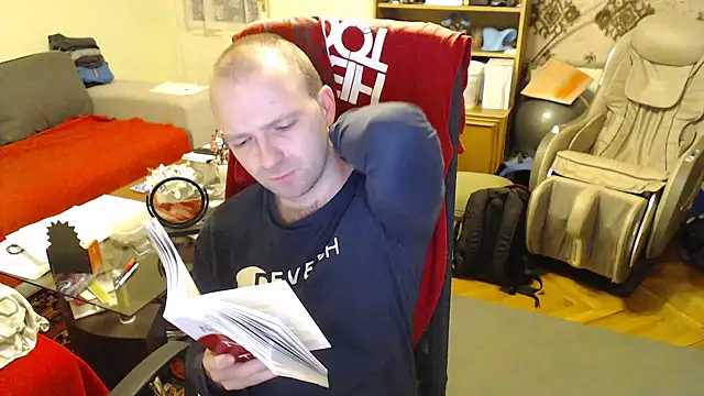 Snapshot of RealManHaveHairy chatting on 02/03/25, 06:49 RealManHaveHairy online show from 02/03/25, 06:49