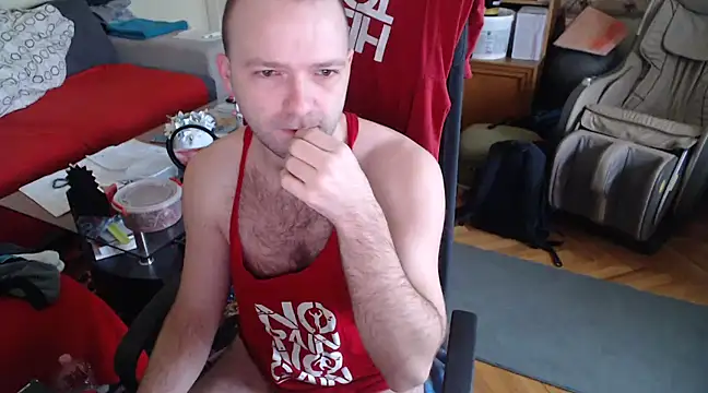 Snapshot of RealManHaveHairy chatting on 02/05/25, 02:05 RealManHaveHairy online show from 02/05/25, 02:05
