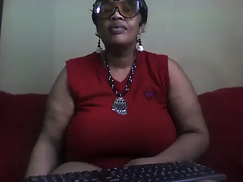 Snapshot of SexxyBoob chatting on 09/20/25, 06:25 SexxyBoob online show from 09/20/25, 06:25