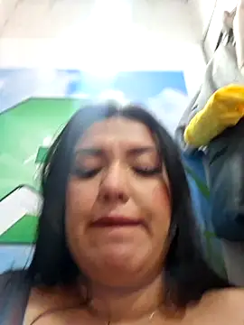 Snapshot of Sophie-hatter chatting on 06/01/26, 03:25 Sophie-hatter online show from 06/01/26, 03:25