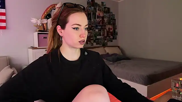 LinaWitch online show from 03/18/26, 01:47