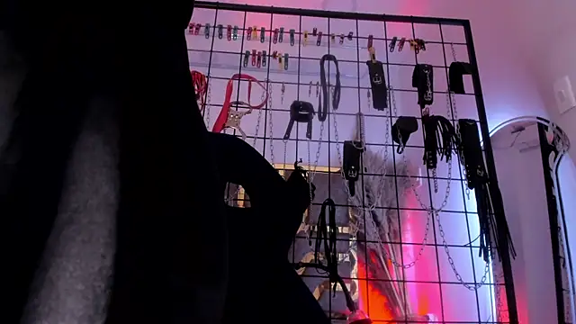 charrlotte quinn online show from 01/23/25, 12:25