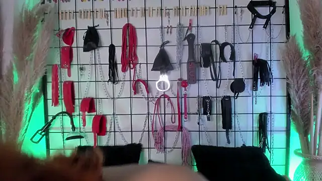 charrlotte quinn online show from 03/19/25, 11:36