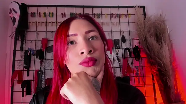 charrlotte quinn online show from 10/30/25, 02:40