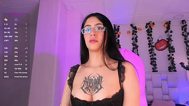 Snapshot of keily_gh1 chatting on 10/17/25, 04:26 keily gh1 online show from 10/17/25, 04:26