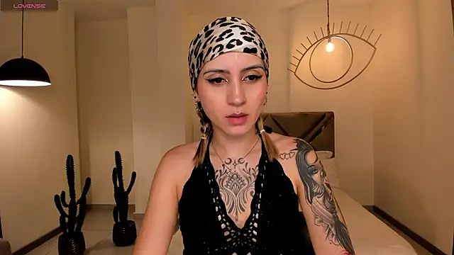 MollySundersX online show from 01/13/26, 09:20