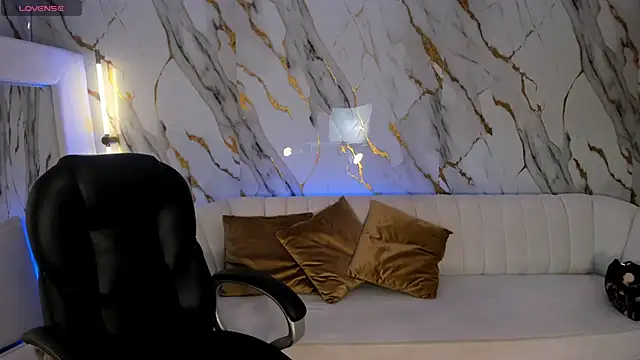 MollySundersX online show from 03/07/26, 05:04