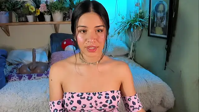 MiaaRose online show from 11/22/25, 04:06