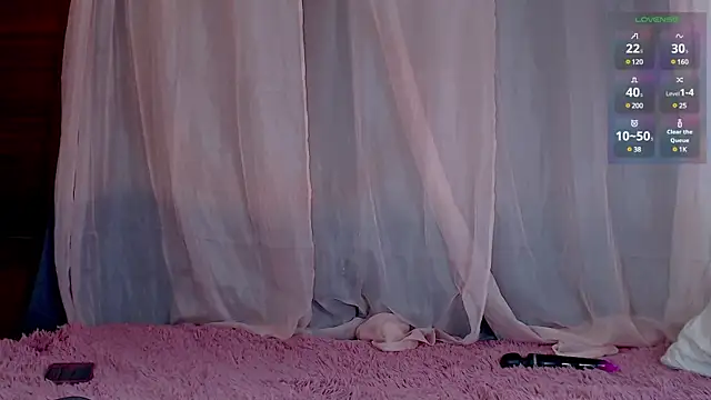 lanaturner  online show from 02/15/25, 09:38