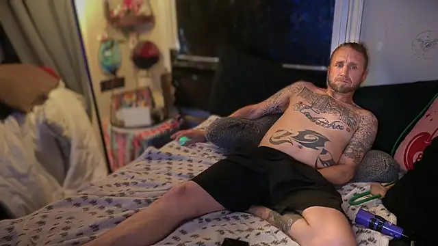 SexyDaddy303666 online show from 08/02/26, 12:09