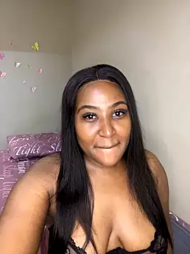 Snapshot of yummydoll97 chatting on 11/16/25, 05:40 yummydoll97 online show from 11/16/25, 05:40