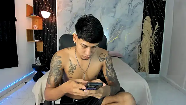 slim master12 online show from 04/21/26, 10:01