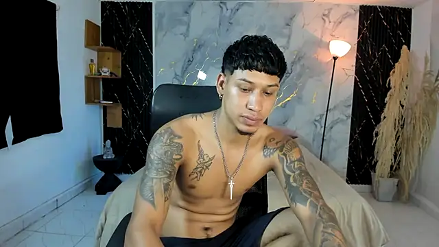 Snapshot of slim_master12 chatting on 05/05/26, 11:13 slim master12 online show from 05/05/26, 11:13