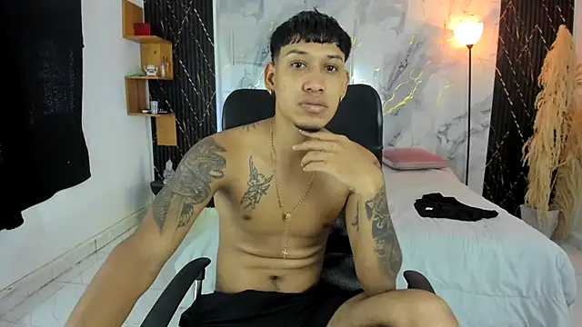 Snapshot of slim_master12 chatting on 05/24/26, 07:19 slim master12 online show from 05/24/26, 07:19