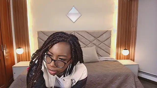 Raquel jones online show from 04/18/26, 11:58