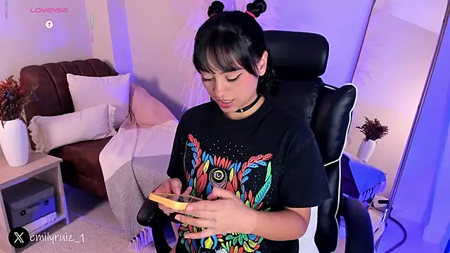 emilyruiz1 online show from 02/25/26, 04:05