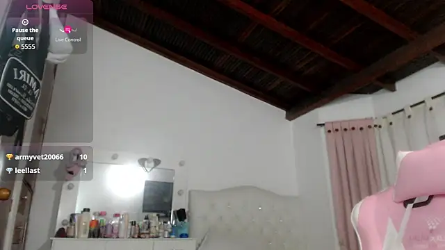 milk cow  online show from 11/08/25, 05:18