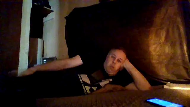 Nightshade7712 online show from 10/26/25, 08:37