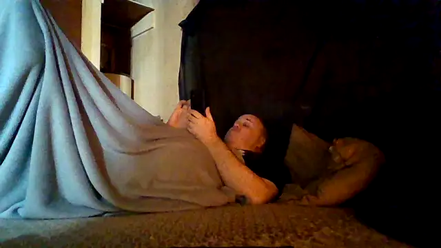 Nightshade7712 online show from 12/05/25, 07:21