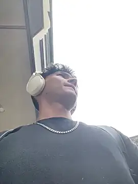 Valerio James7 online show from 01/17/25, 08:22