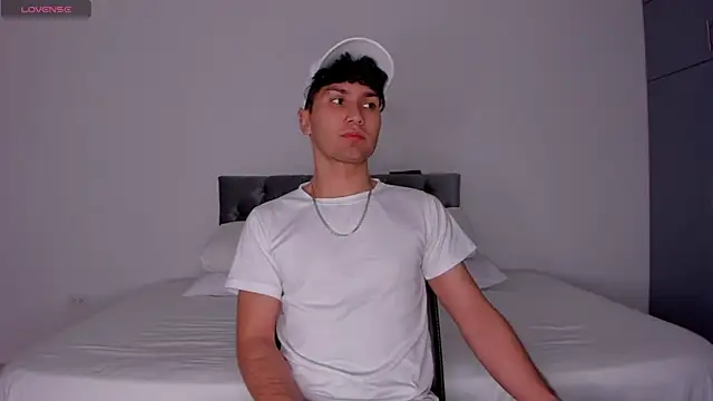 Valerio James7 online show from 03/12/25, 03:46