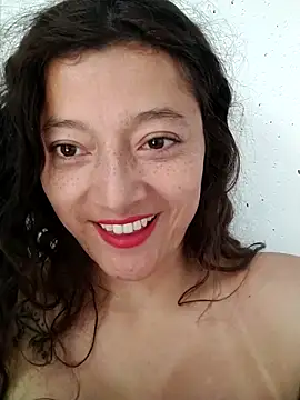 Snapshot of lunazulsj chatting on 09/12/25, 04:51 lunazulsj online show from 09/12/25, 04:51