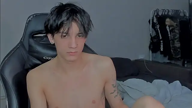 Snapshot of MarkBrowniii chatting on 01/09/25, 08:55 MarkBrowniii online show from 01/09/25, 08:55