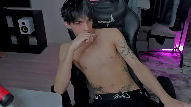 Snapshot of MarkBrowniii chatting on 02/20/25, 09:53 MarkBrowniii online show from 02/20/25, 09:53