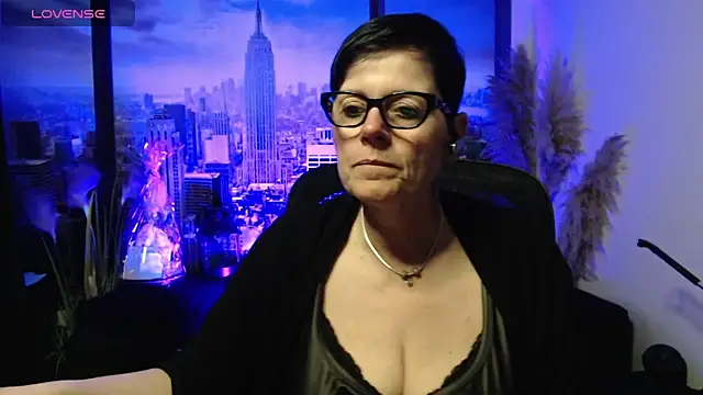 ninarandmann online show from 05/11/26, 02:34