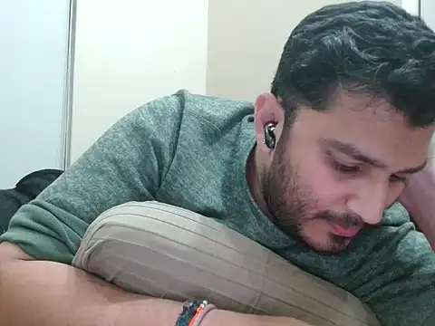 robintoit online show from 02/12/26, 03:51