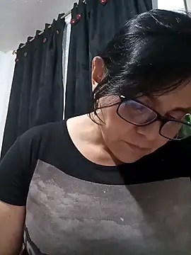 Natasha milf   online show from 02/09/25, 01:44