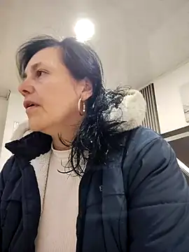 Natasha milf   online show from 10/06/25, 12:46