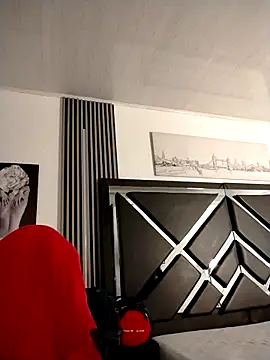 Natasha milf   online show from 04/17/26, 12:52