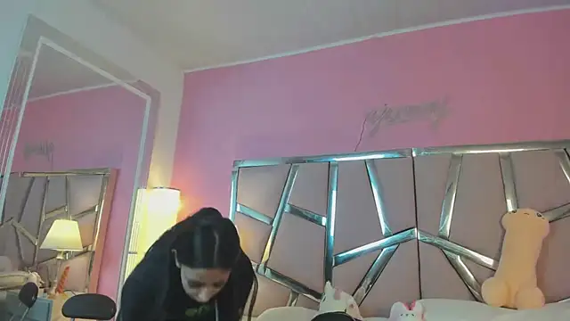 Bonniepark online show from 02/12/25, 12:01