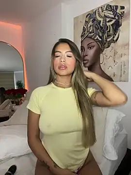 Snapshot of _laura_02 chatting on 01/24/25, 01:57 laura 02 online show from 01/24/25, 01:57