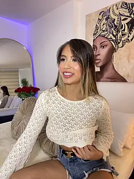 Snapshot of _laura_02 chatting on 02/01/25, 03:39 laura 02 online show from 02/01/25, 03:39