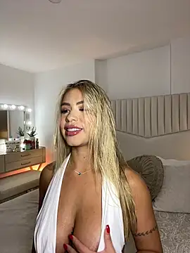  laura 02 online show from 01/13/26, 07:19