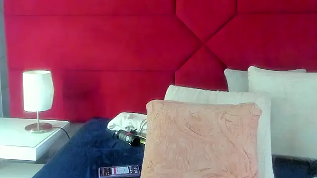 hanny milf online show from 04/09/26, 06:19